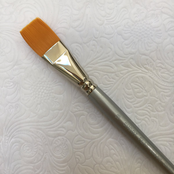  ﻿Golden Synthetic Short Flat Brush - #18