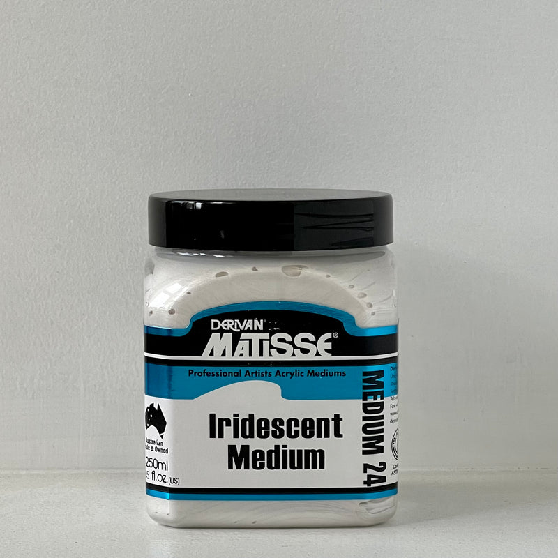 Matisse Iridescent Medium ﻿- MM24